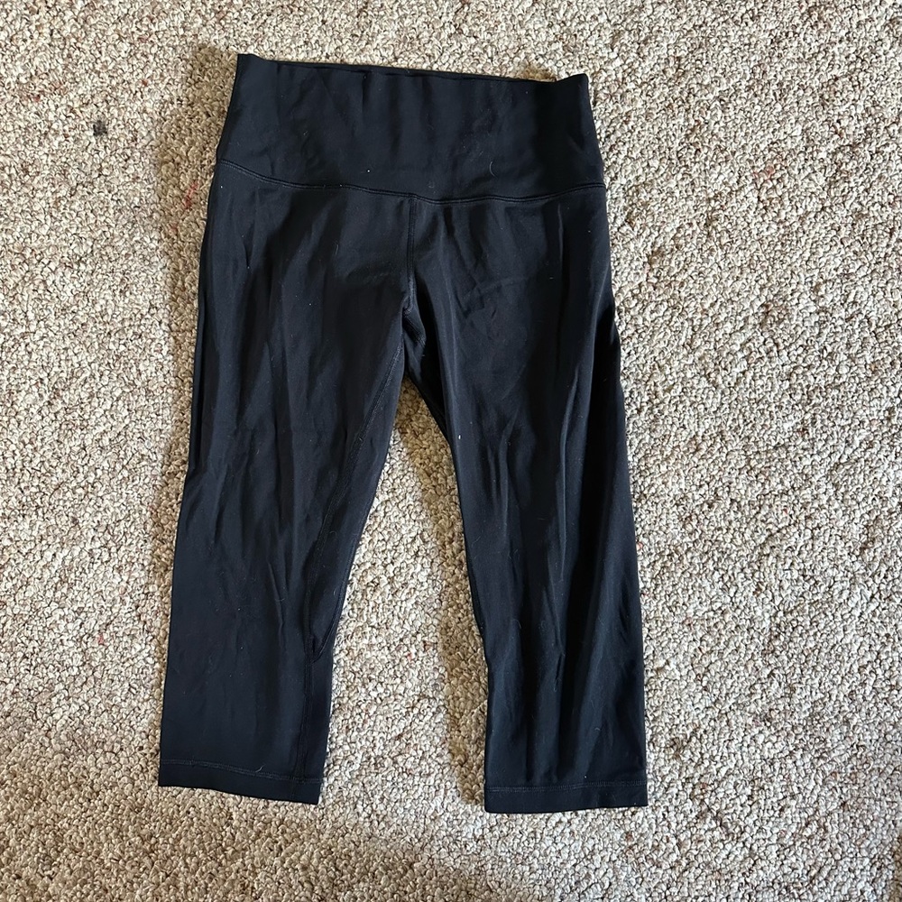 Lululemon Black 3/4 leggings
